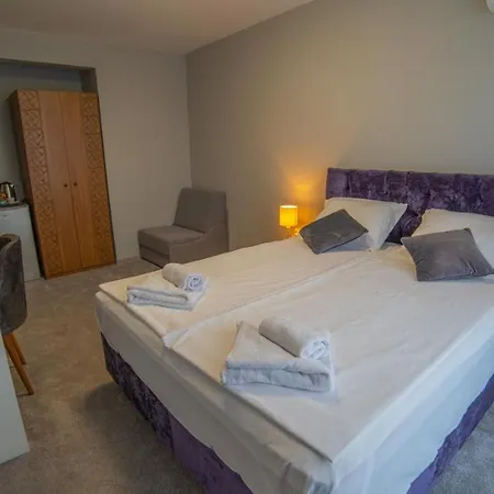 La Mansion Penzion Lozenec