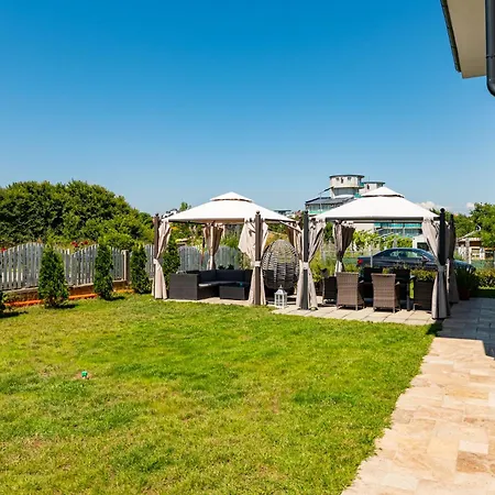 La Mansion Penzion