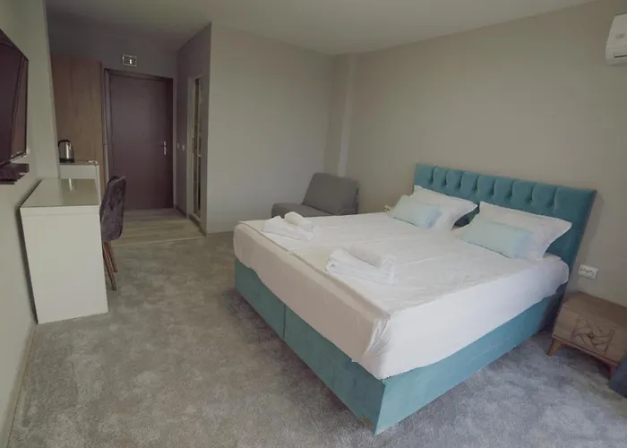 La Mansion Къща за гости 3*